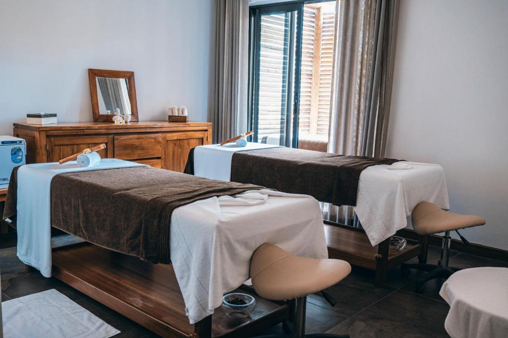 Tamarina Hotel, Beach, Golf and SPA