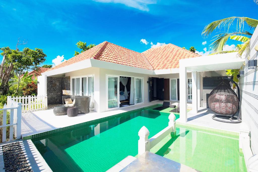 Mercury Phu Quoc Resort & Villas