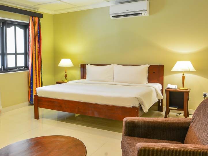 Berjaya Praslin Beach Hotel (Praslin) Berjaya Praslin Beach Hotel (Praslin)
