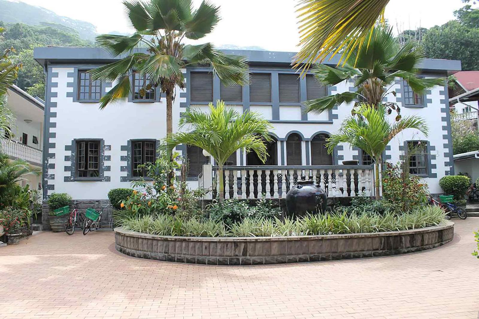 Chateau St Cloud (La Digue) Chateau St Cloud (La Digue)