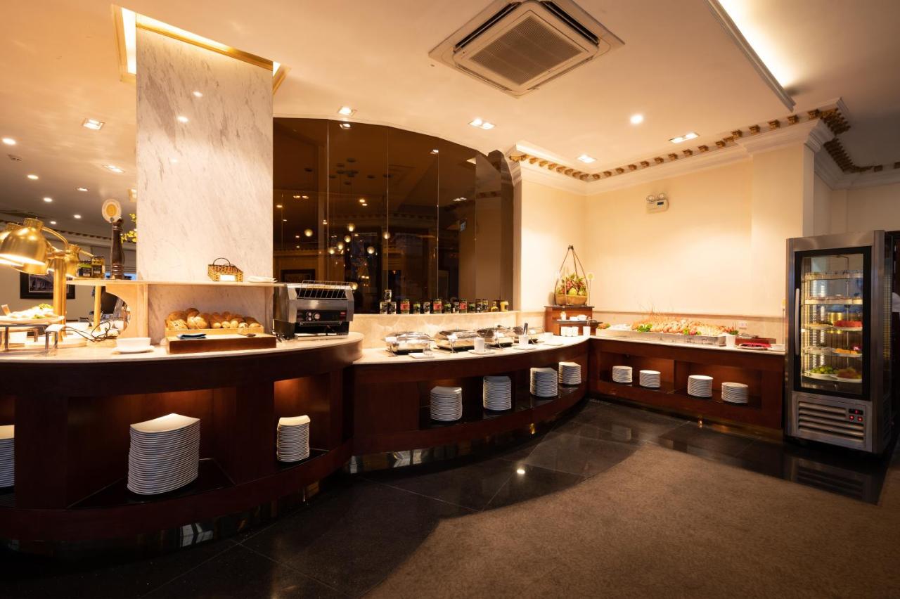 Hotel Majestic Saigon