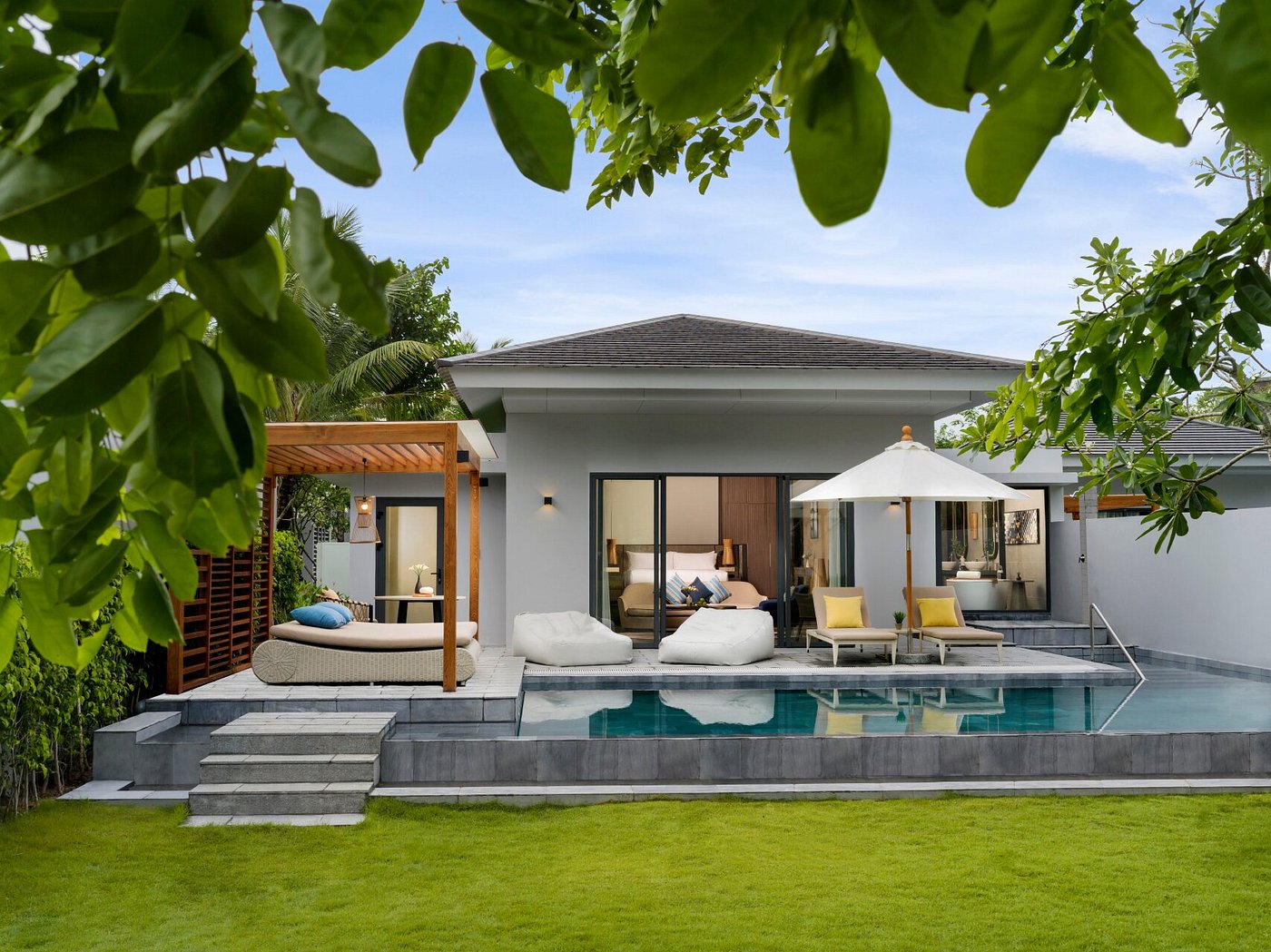 Crowne Plaza Phu Quoc Starbay