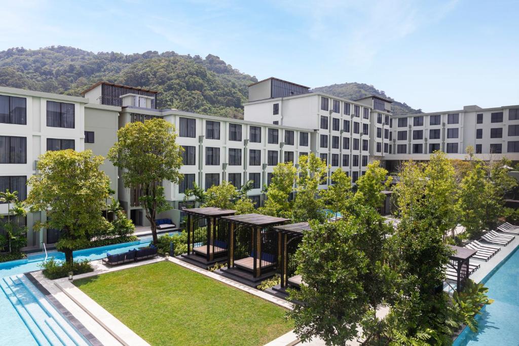 Four Points by Sheraton Phuket Patong Beach Resort Four Points by Sheraton Phuket Patong Beach Resort