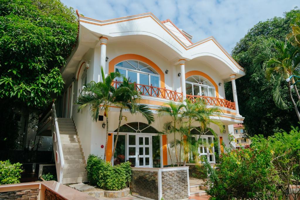 Le Aqua Resort & Spa Phan Thiet (ex.Swiss Village Resort & Spa)