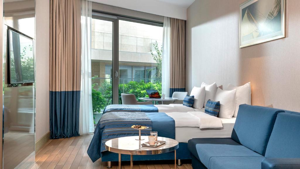 CROWNE PLAZA ISTANBUL FLORYA