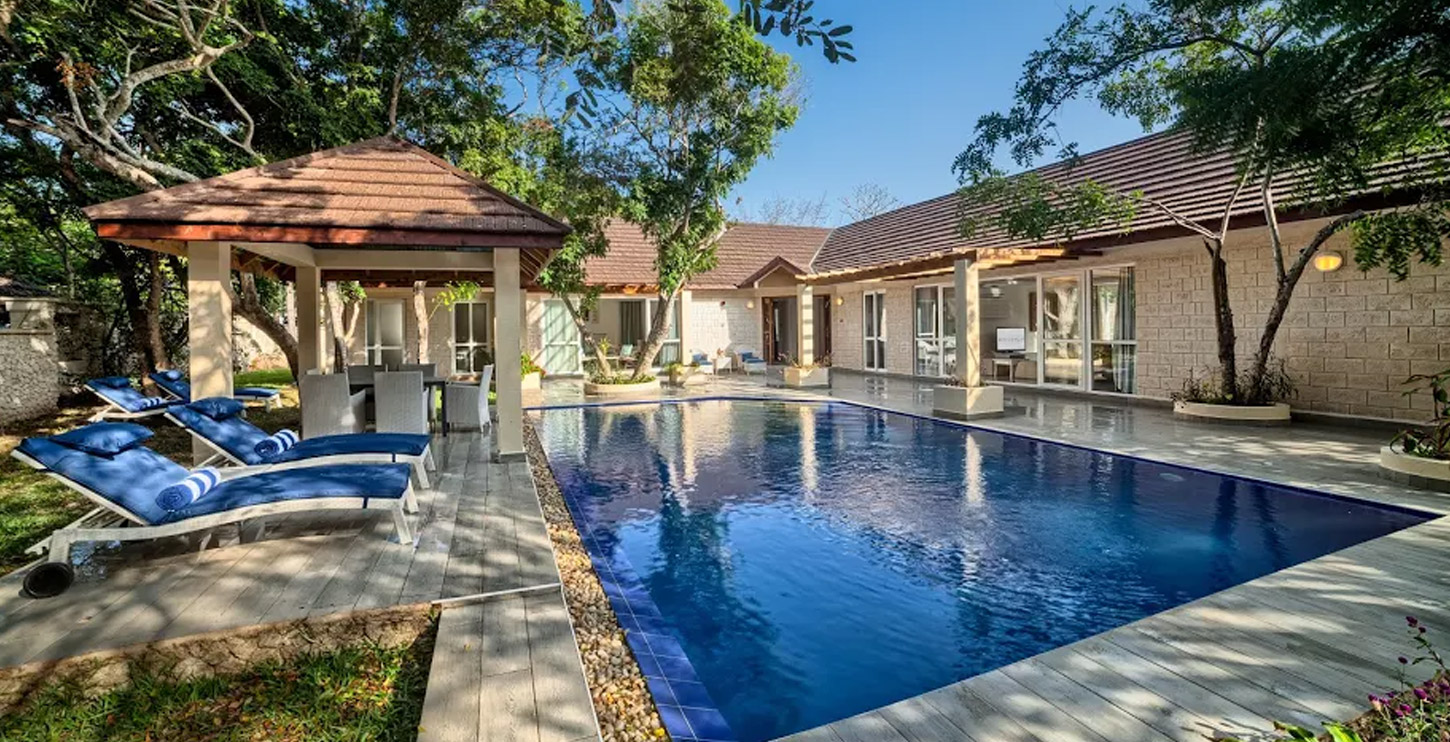 Leopard Beach Resort