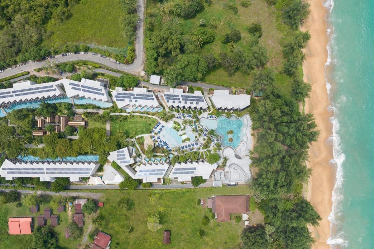 Le Meridien Phuket Maikhao Beach Resort Le Meridien Phuket Maikhao Beach Resort