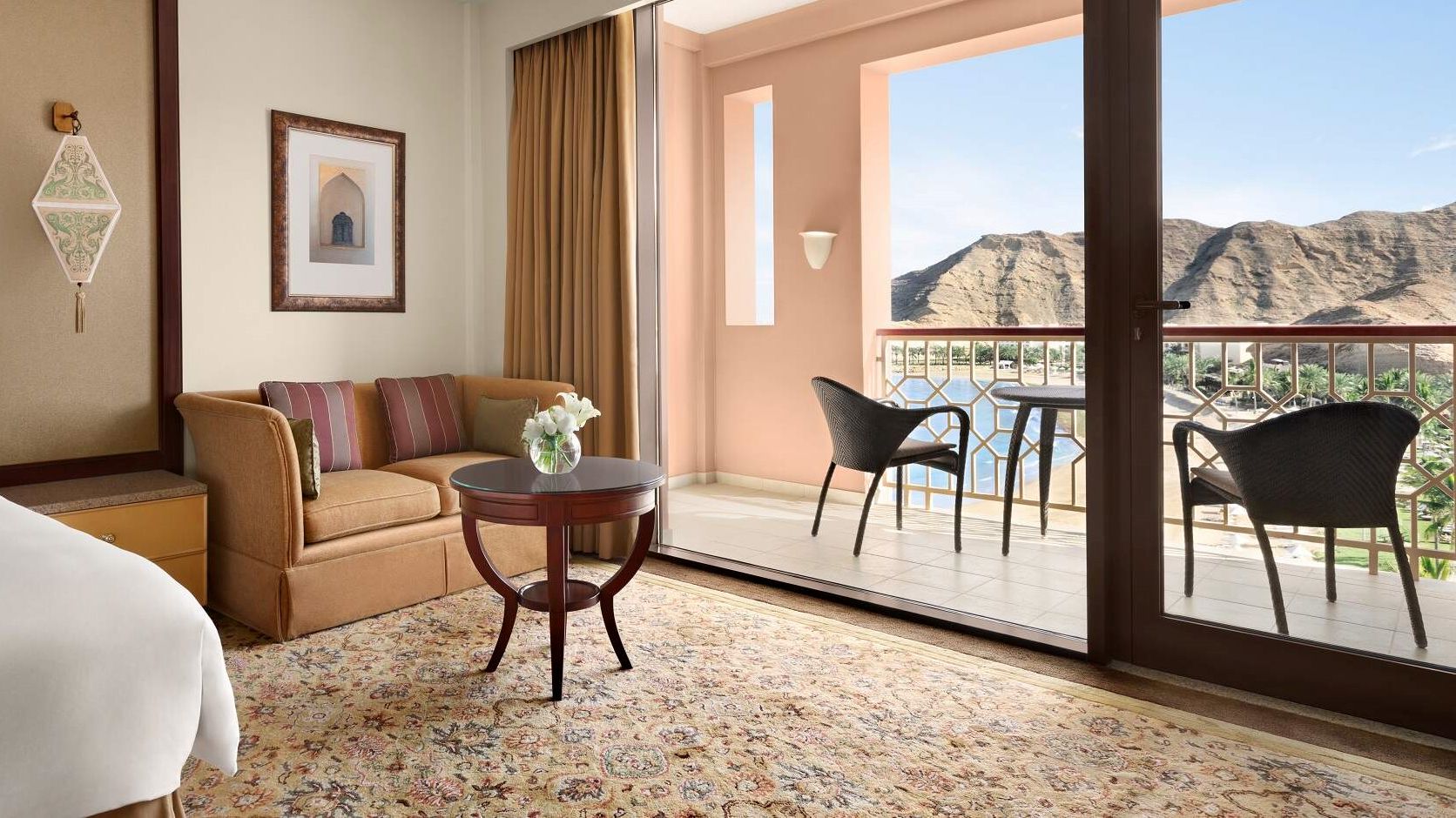 Shangri-La Al Husn Resort And Spa