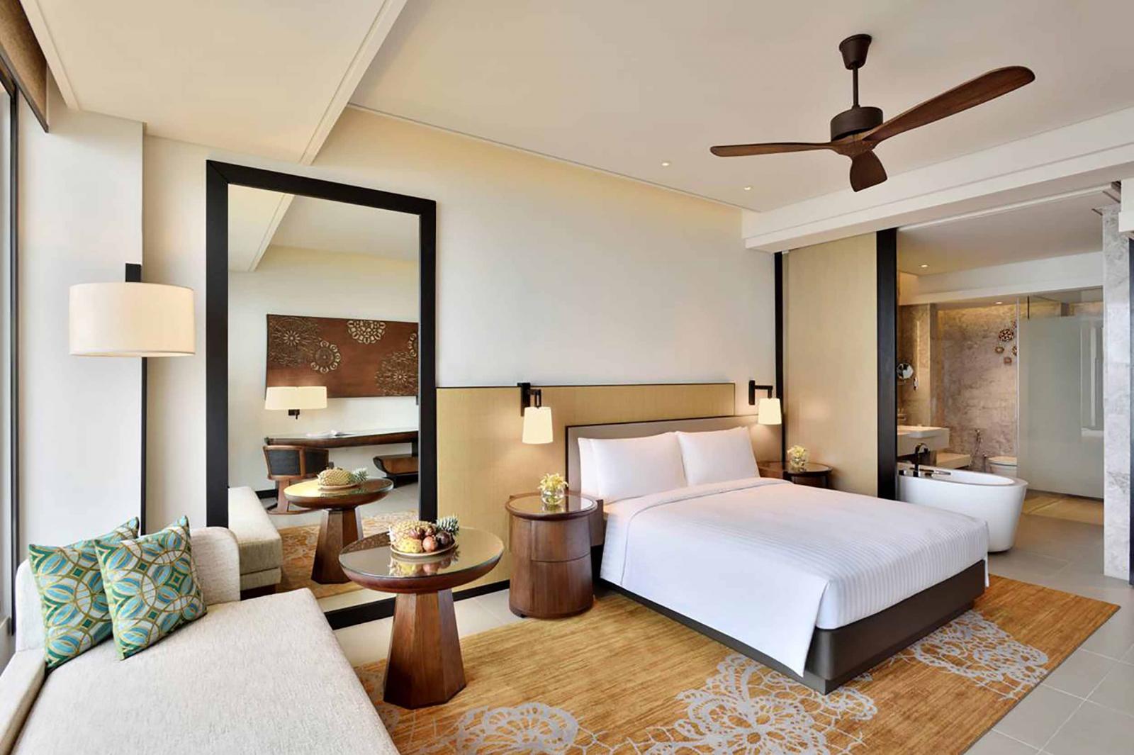 Weligama Bay Marriott Resort & Spa Weligama Bay Marriott Resort & Spa