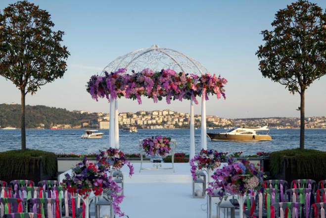 FOUR SEASONS ISTANBUL AT THE BOSPHORUS