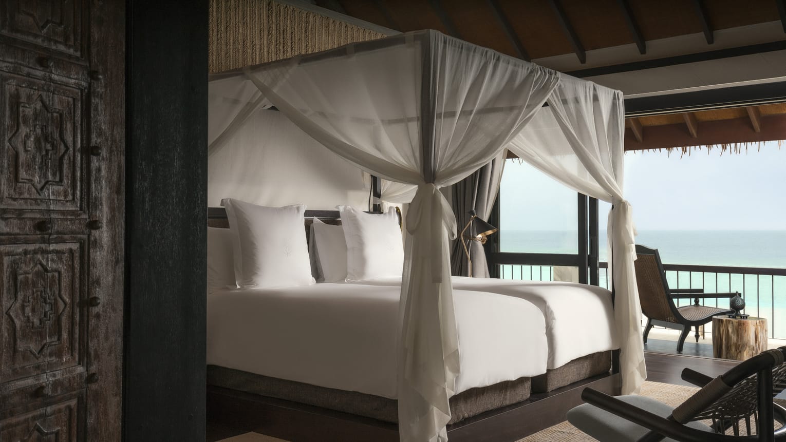 Four Seasons Private Island Maldives at Voavah