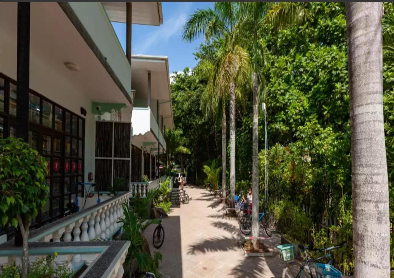 La Digue Self-Catering Apartments La Digue Self-Catering Apartments