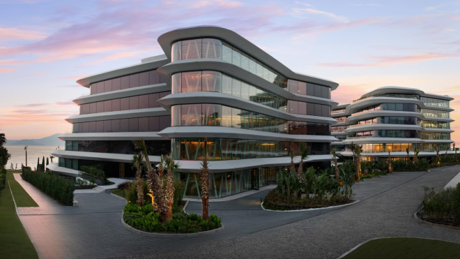 Reges A Luxury Collection Resort & Spa