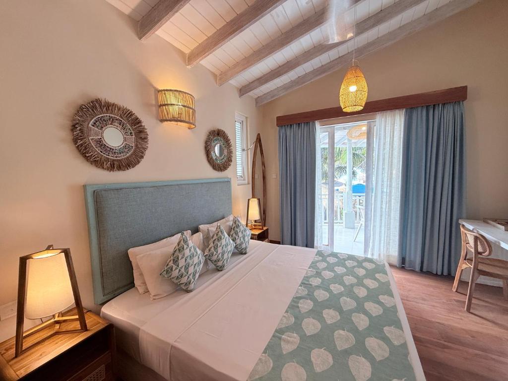 Thaproban Beach House