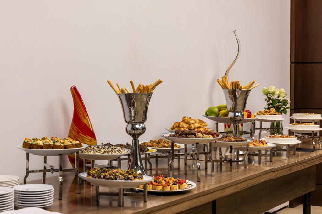 CLARION HOTEL GOLDEN HORN