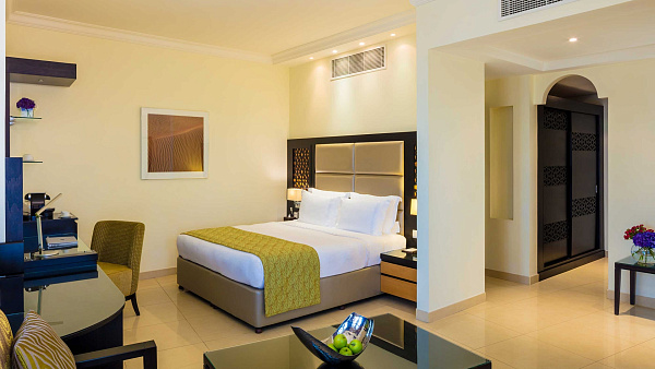 Bahi Ajman Palace Hotel
