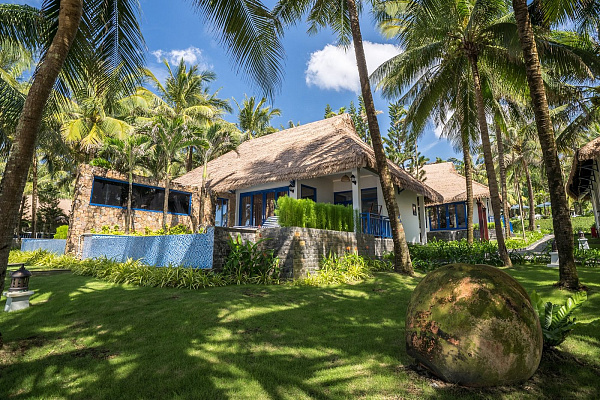 Lazure Resort and Spa