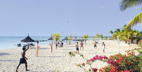 Victoria Beachcomber Resort & Spa