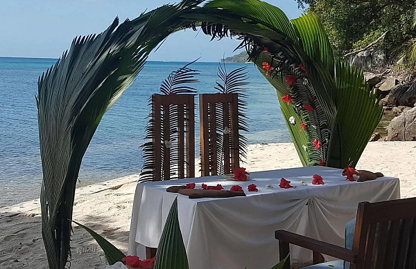 Cerf Island Marine Park Resort (Cerf)