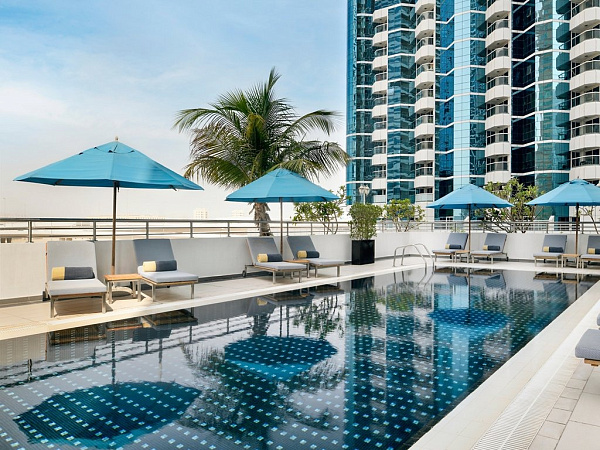 Movenpick Hotel Jumeirah Lakes Towers