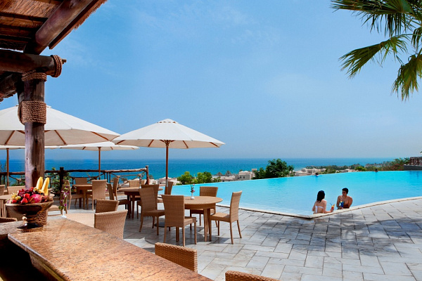 The Cove Rotana Resort