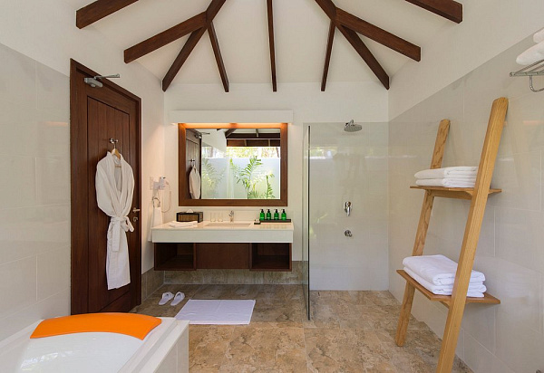 Summer Island Maldives