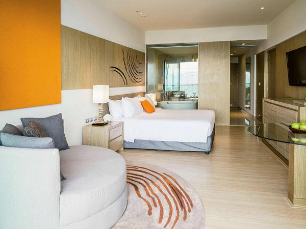 Movenpick Siam Hotel