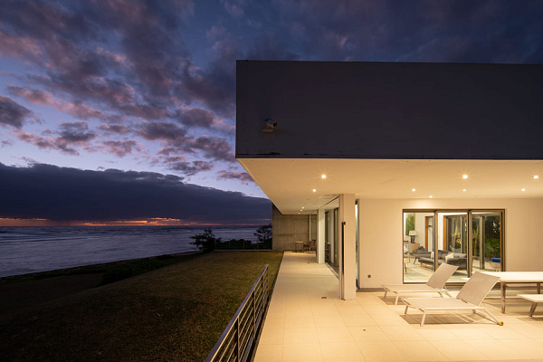 Villa de l’Ocean by Muse Villas