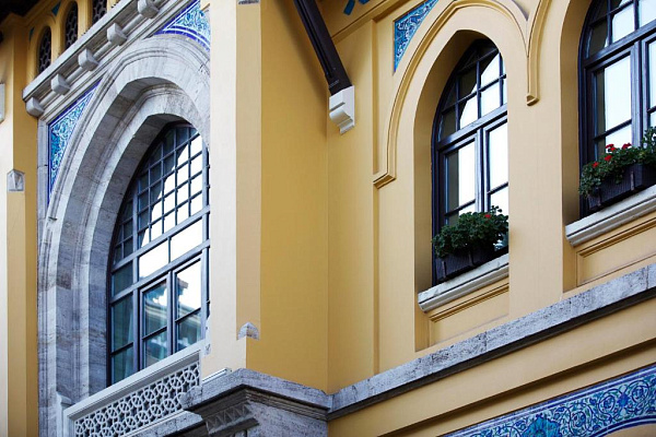 FOUR SEASONS ISTANBUL AT THE SULTANAHMET