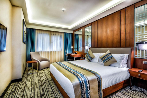 CLARION HOTEL GOLDEN HORN