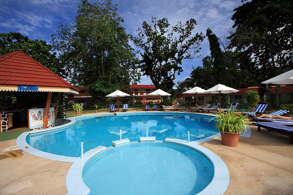 Berjaya Praslin Beach Hotel (Praslin) Berjaya Praslin Beach Hotel (Praslin)