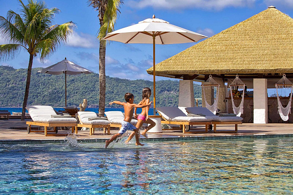 Six Senses Zil Pasyon (Felicite) Six Senses Zil Pasyon (Felicite)