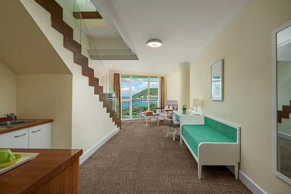 Sunshine Resort Intime Sanya