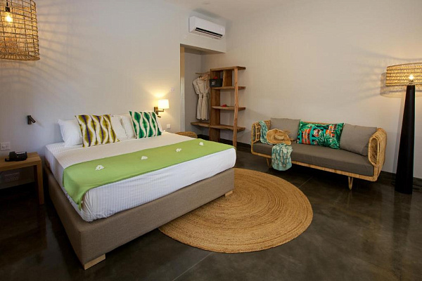 Les Lauriers Eco Hotel