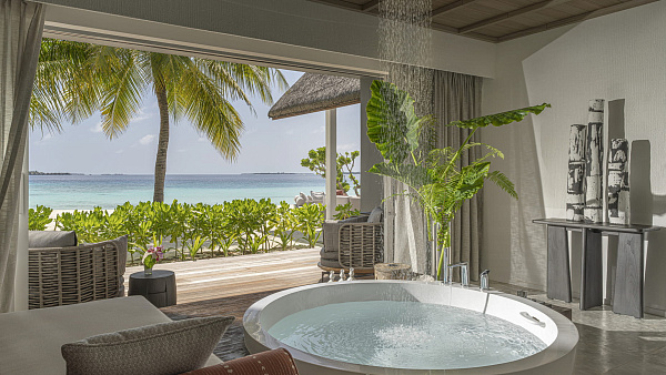 Four Seasons Resort Maldives at  Landaa Giraavaru