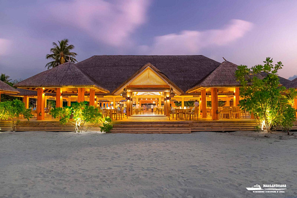 Kudafushi Resort & Spa