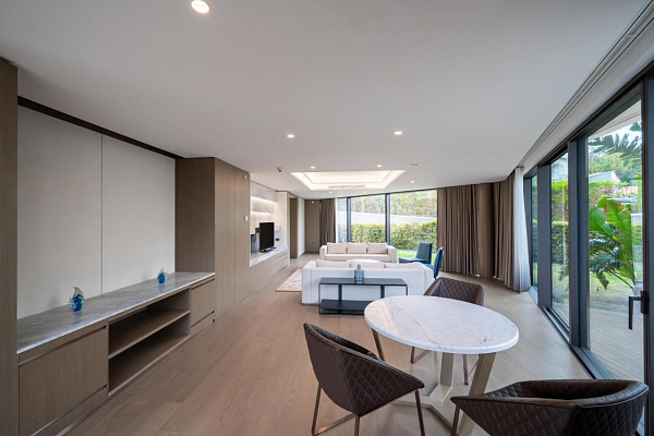 Reges A Luxury Collection Resort & Spa