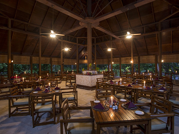 Filitheyo Island Resort 