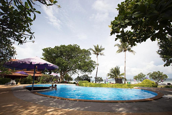 P.P. Erawan Palms Resort