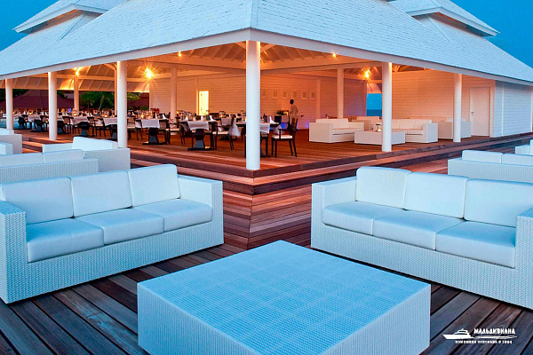 Diamonds Thudufushi Maldives