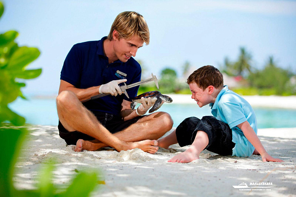 Four Seasons Resort Maldives at Kuda Huraa