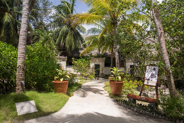 Taj Coral Reef Resort & Spa Taj Coral Reef Resort & Spa