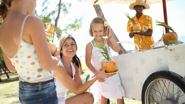 Sunrise Attitude (ex. Emeraude Beach Attitude)