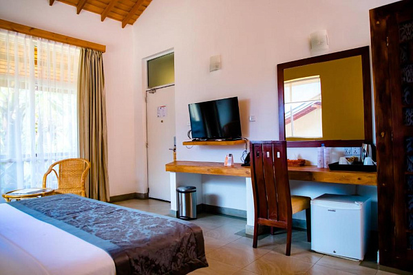 Amaranthe Bay Resort & Spa