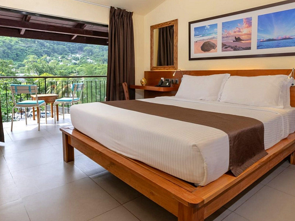 Coral Strand Smart Choice (Mahe) Coral Strand Smart Choice (Mahe)