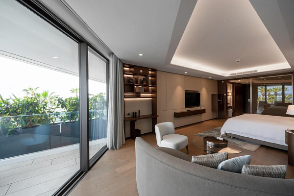 Reges A Luxury Collection Resort & Spa