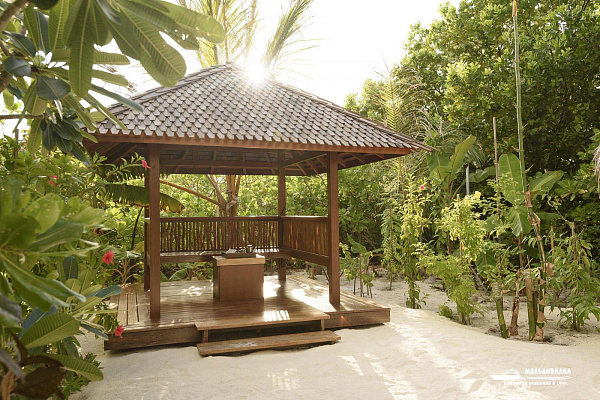 Dhigufaru Island Resort