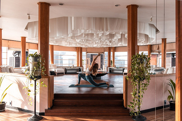 Lily Beach Resort & Spa at Huvahendhoo