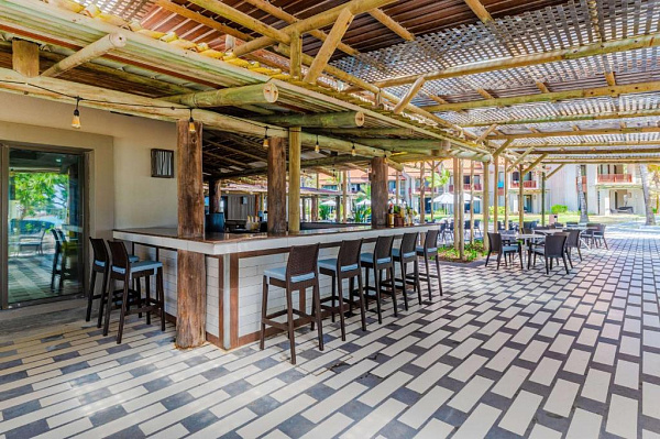 Crystals Beach Resort Belle Mare By Radisson