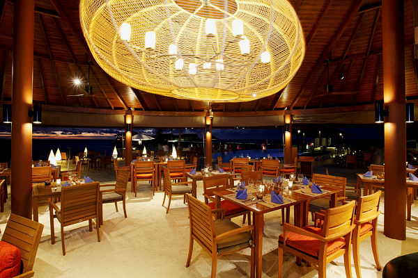 Centara Ras Fushi Resort&Spa Maldives
